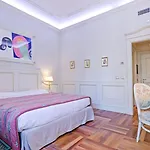Otel De Paris 4*