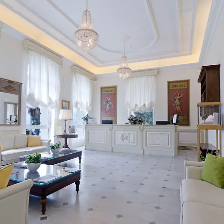 Otel De Paris