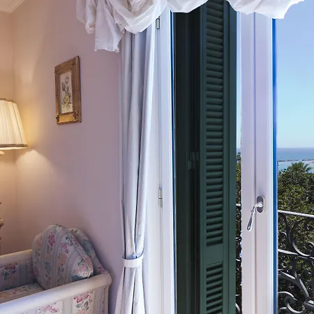 De Paris Ξενοδοχείο