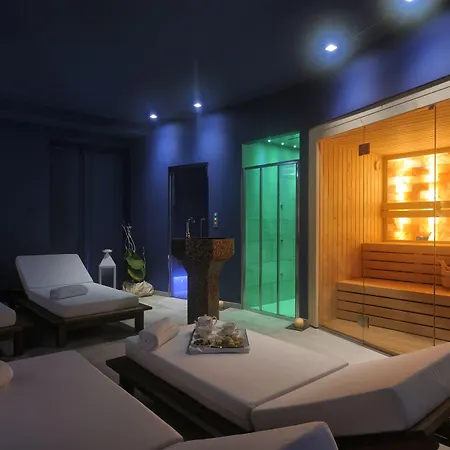 Ξενοδοχείο De Paris 4*